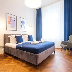  Apartament By Tyzenhauz